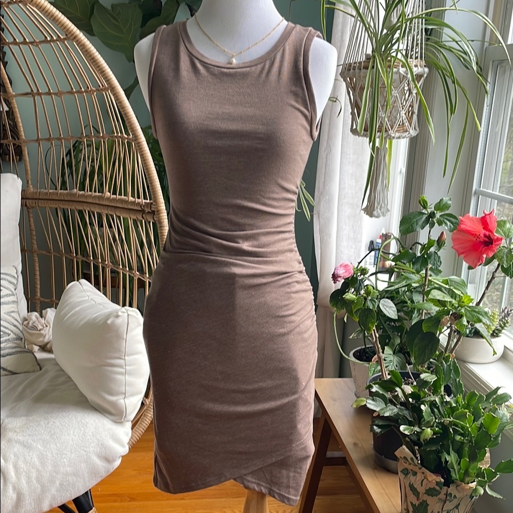 Leith Elegant Sleeveless Cocoa Brown ruched Dress XXS